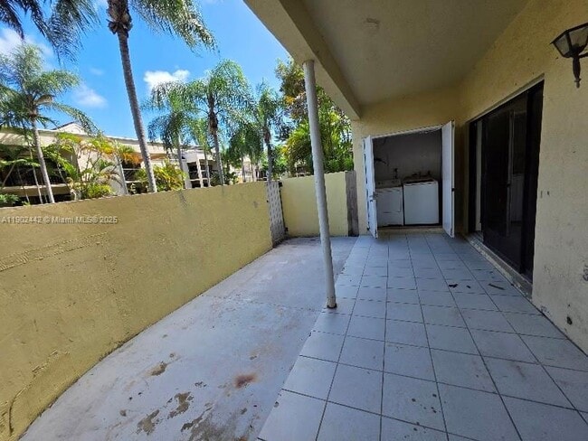 Building Photo - 8824 SW 130th Ct