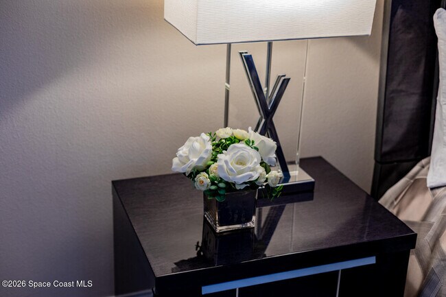 Building Photo - 1025 Jimmy Buffett Mem Hwy