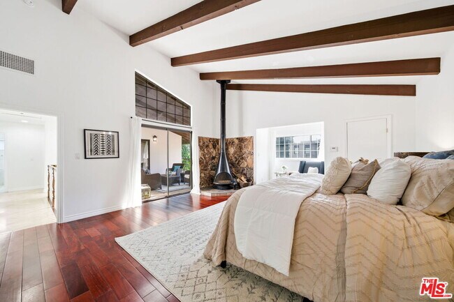 Building Photo - 4115 Laurelgrove Ave