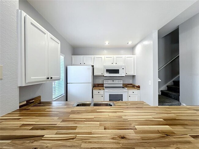 Building Photo - 2203 San Vittorino Cir