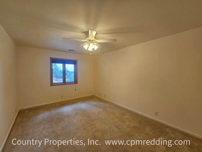 Building Photo - Back On Market! Amazing Short-Term Housing Opportunity in a Custom 4-Bedroom House!