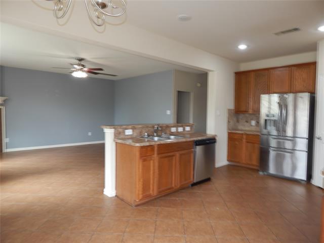 Building Photo - 2865 Laurel Oak Dr