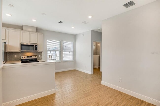 Building Photo - 6547 Rover Wy