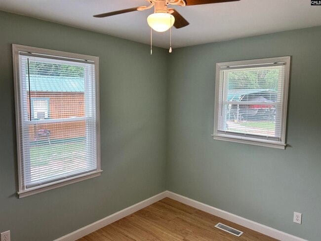 Building Photo - 366 Blackville Rd