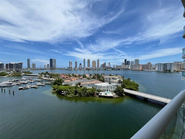Building Photo - 6000 Island Blvd