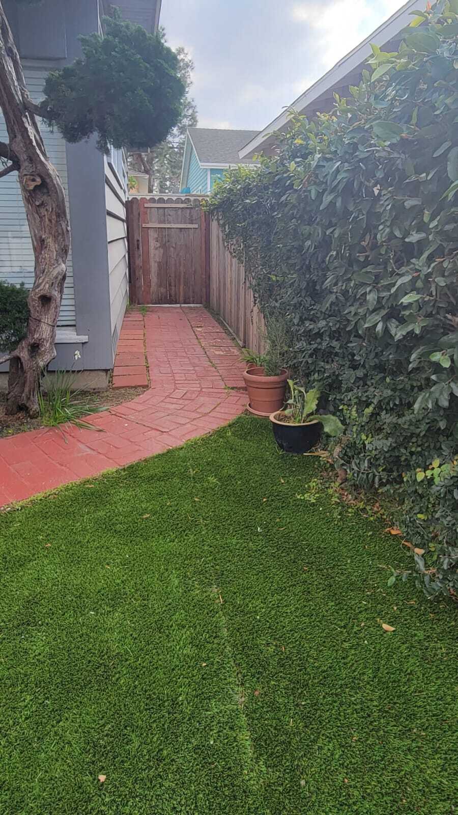 Building Photo - 1430 Manhattan Beach Blvd