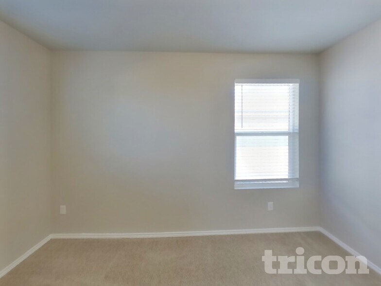 Building Photo - 3600 Catlett Crk Rd