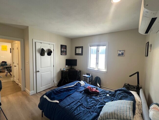 Building Photo - 56 Humphrey St