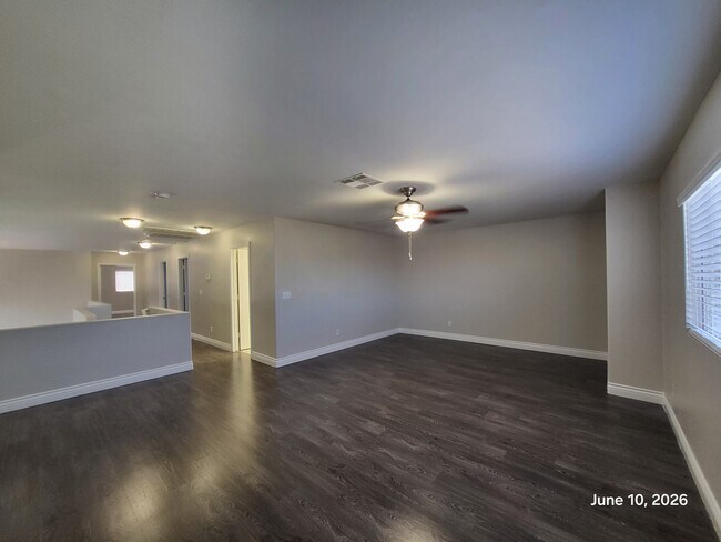 Building Photo - 109 Montesol Dr
