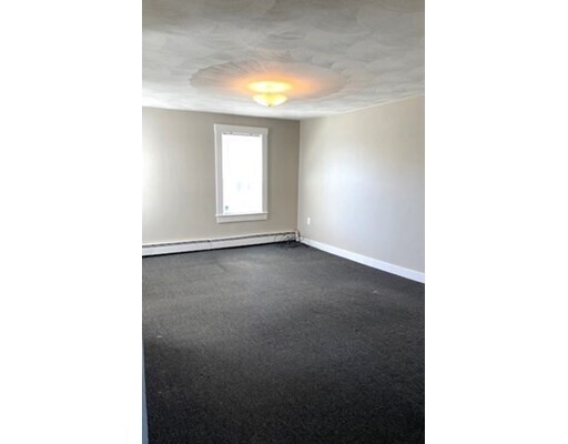 Building Photo - 44 Bridge St