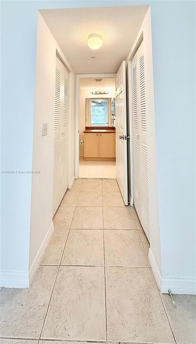 Building Photo - 4211 San Marino Blvd