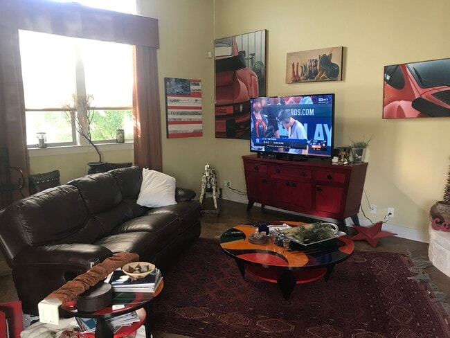 Building Photo - 111 Village Park Dr