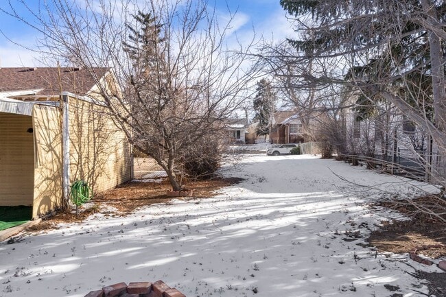 Building Photo - 2255 S Gilpin St