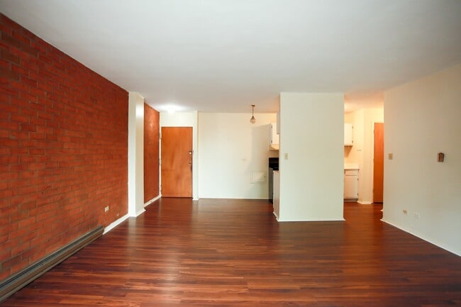 Building Photo - 1800 Jefferson Park Ave