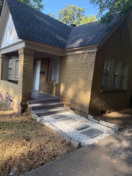Building Photo - 1710 S Harrison St