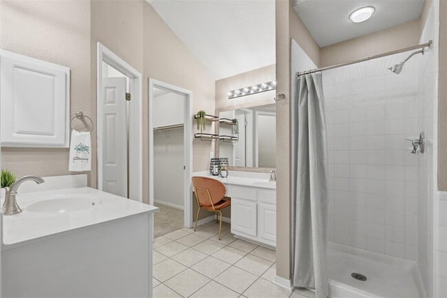 Building Photo - 2903 Pioneer Way