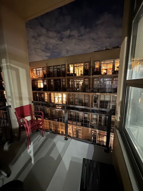 Building Photo - 900 N Kingsbury St