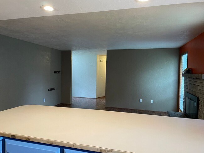 Building Photo - Great Property- 3 Bedroom 2 Bath Home w/Large Deck and Patio Area