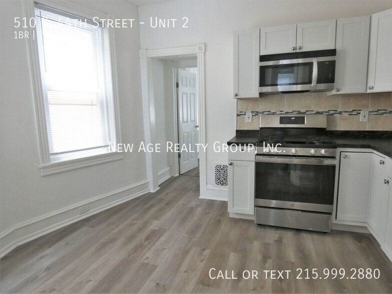 Building Photo - 510 S 44th St