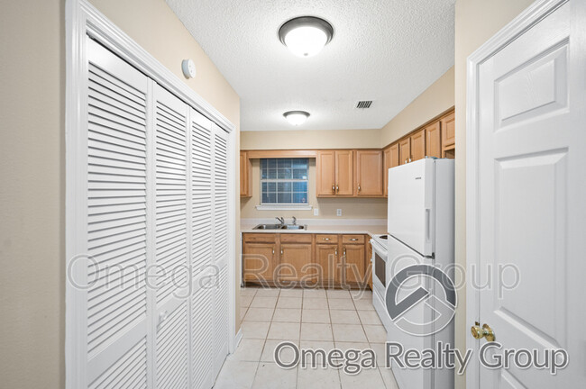 Building Photo - 6936 Magnolia Trace