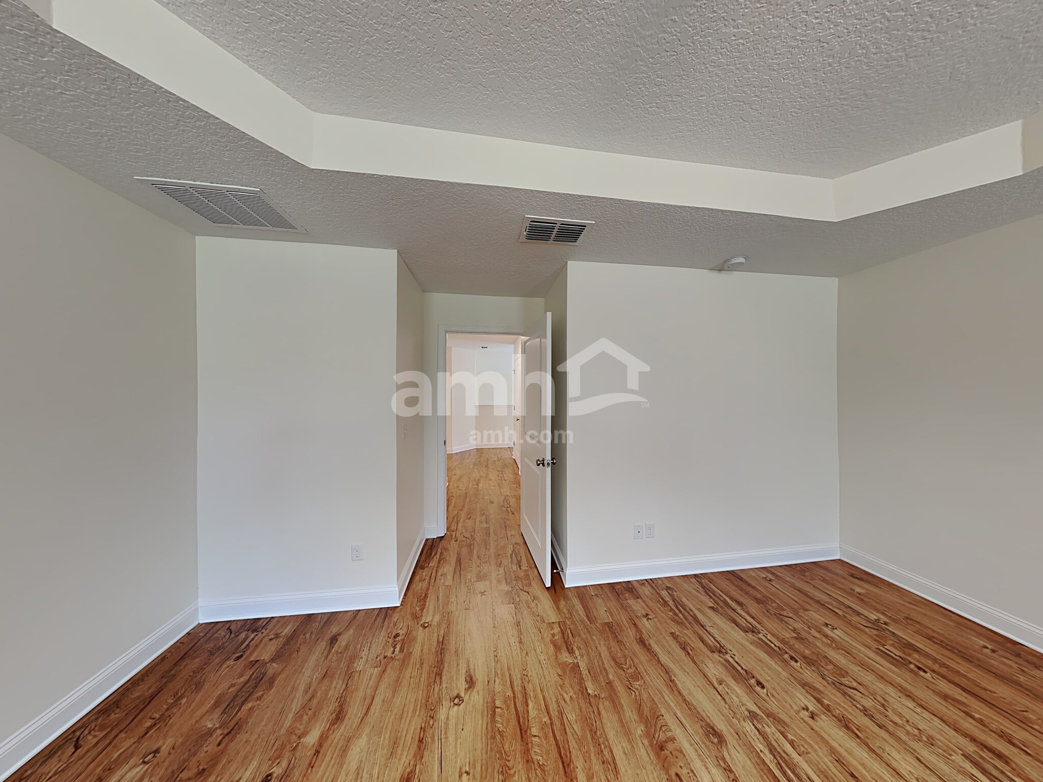 Building Photo - 327 Cortez Dr
