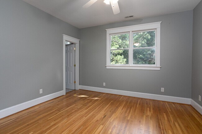 Building Photo - Improved price and available immediately!! Stunning Governor's Club Chapel Hill home!