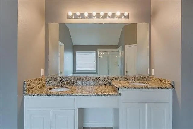 Master Bath - 2929 Aurora Mist Dr