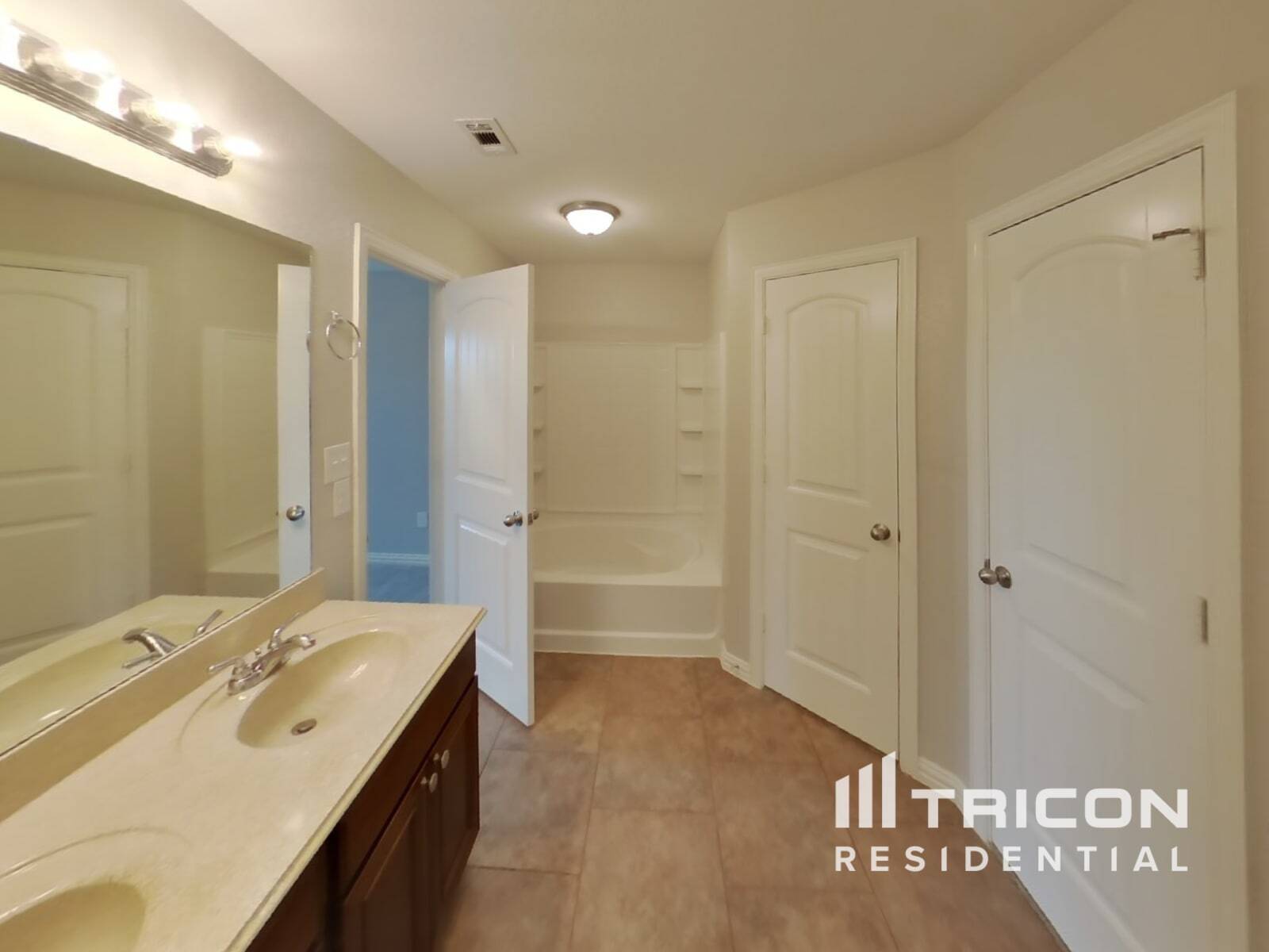 Building Photo - 12412 Hunters Cabin Ct