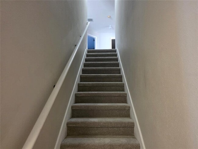 Building Photo - 1645 Algonkin Loop