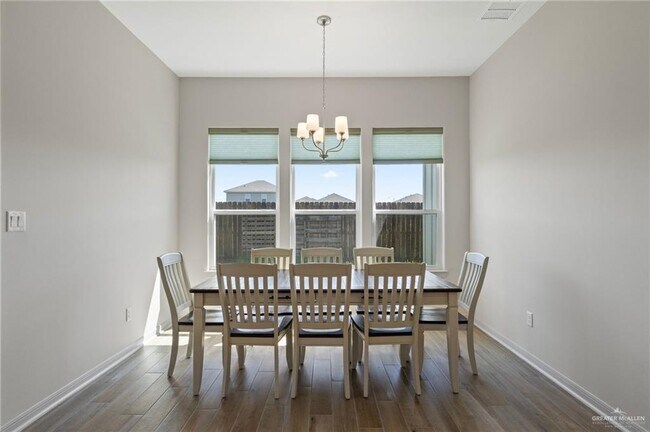Building Photo - 14130 Wichita Falls Ln