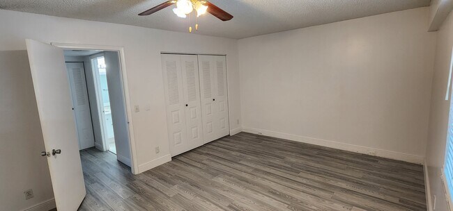 Building Photo - 801 SW 133rd Ter