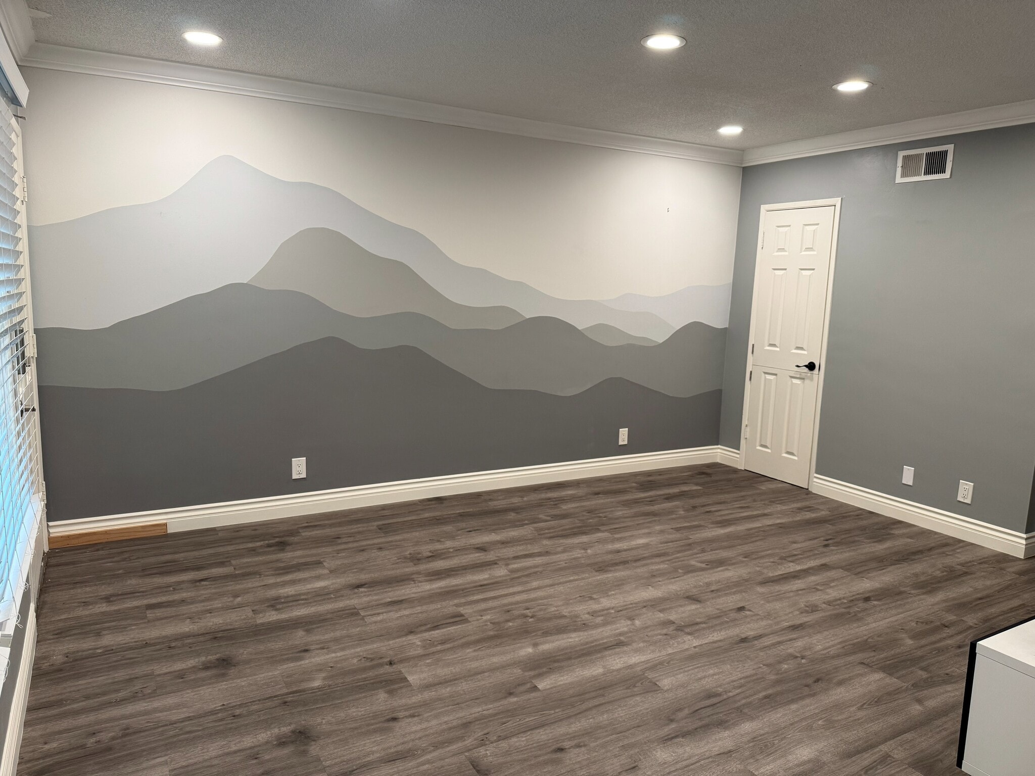 Building Photo - 2712 Via Paseo