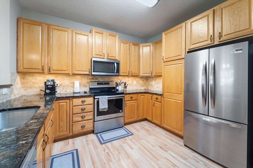 New refrigerator - 9092 Merrimac Ln N