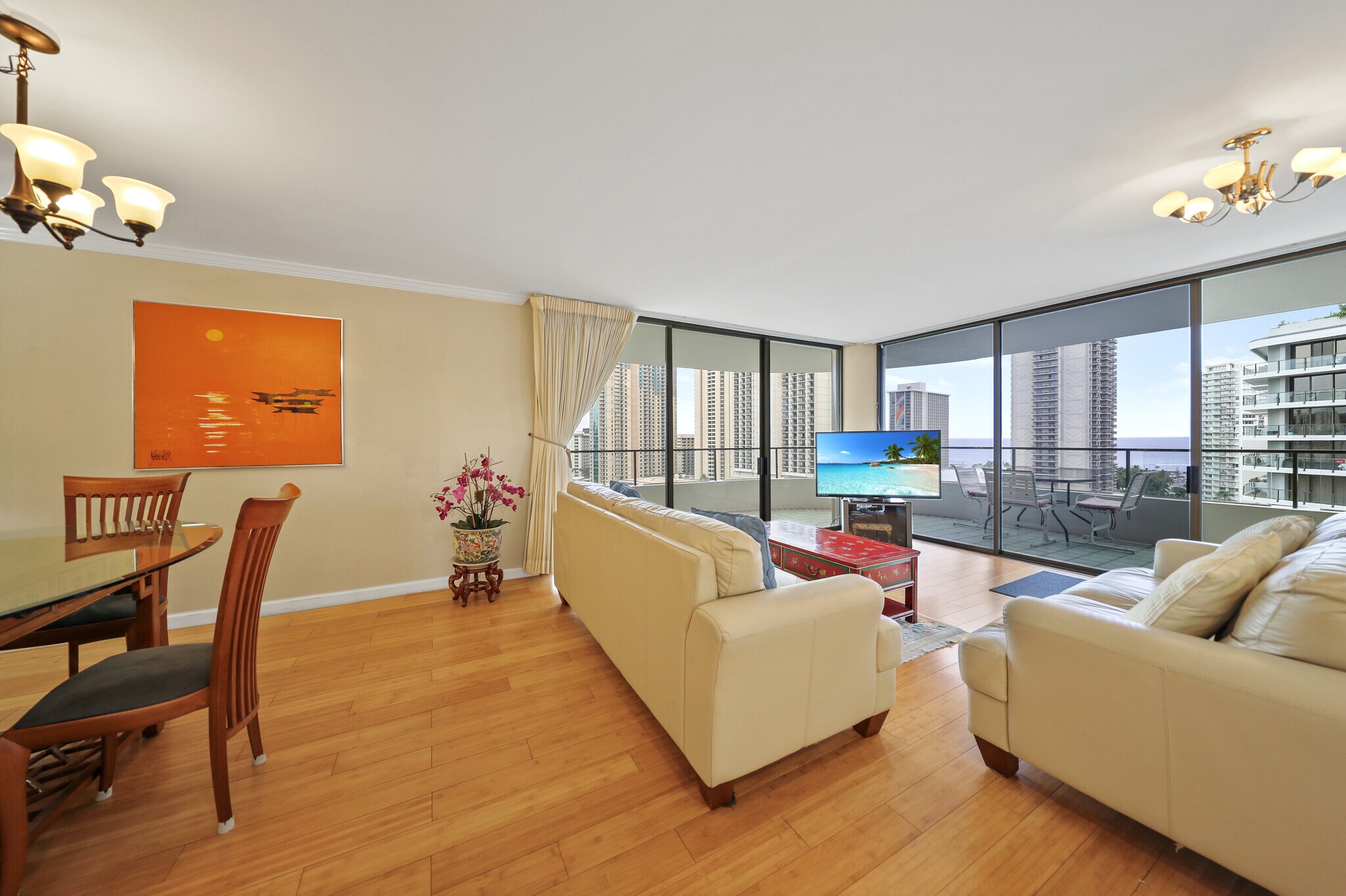 Building Photo - 1910 Ala Moana Blvd.