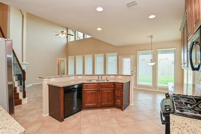 Building Photo - 11535 Elizabeth Brook Dr