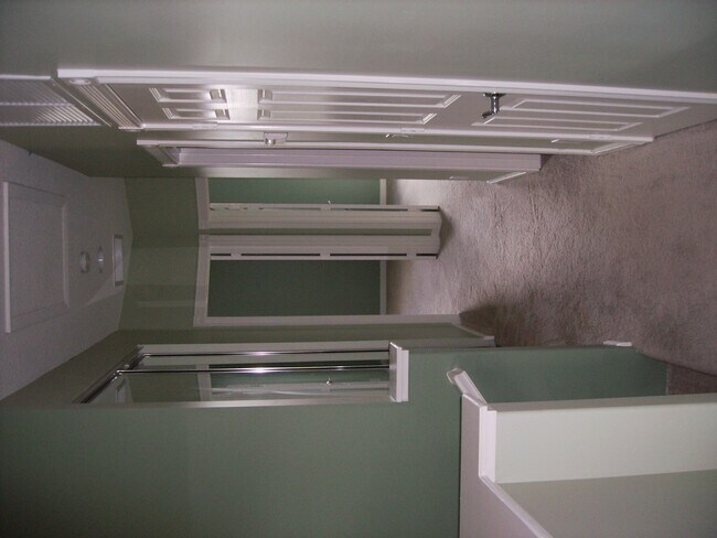 Building Photo - 3136 W Community Dr