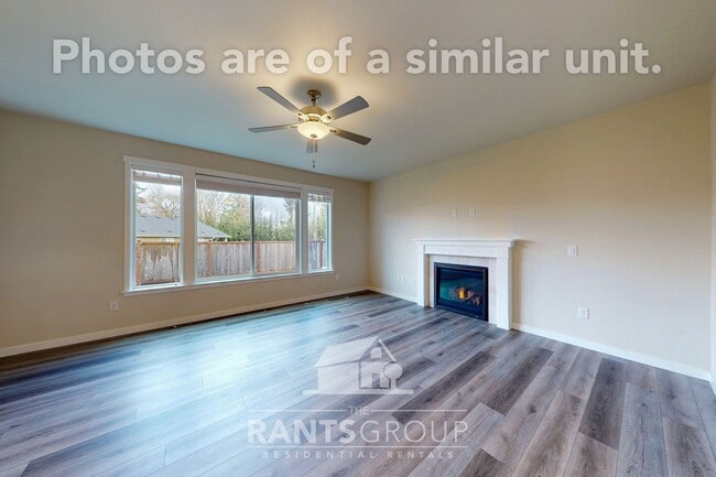 Building Photo - Built in 2023! Great Location!  Easy I5 Ac...