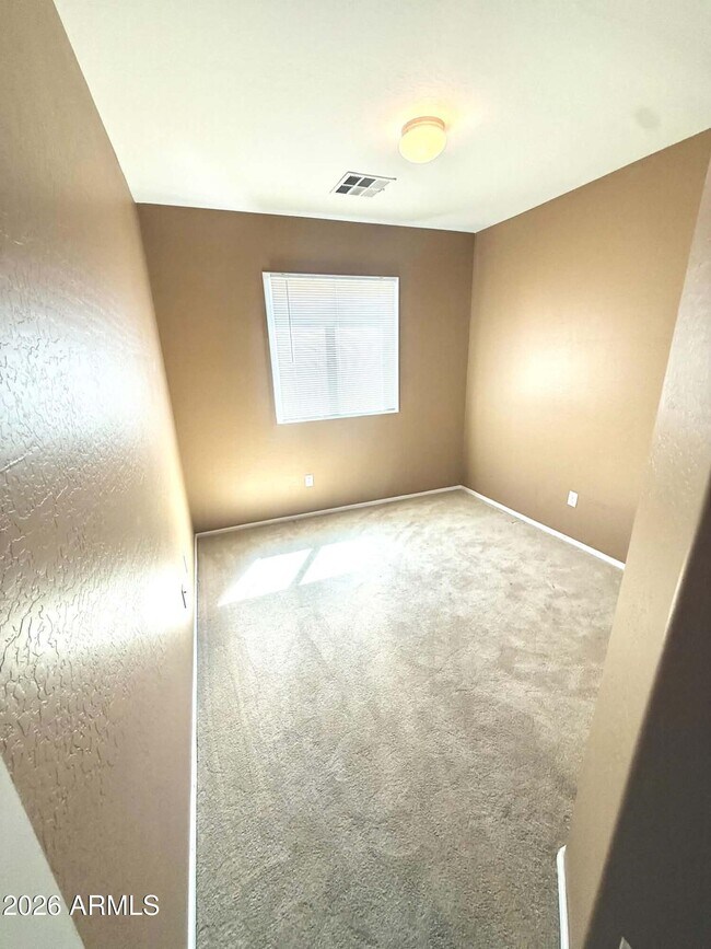 Building Photo - 1318 S Sabino Dr