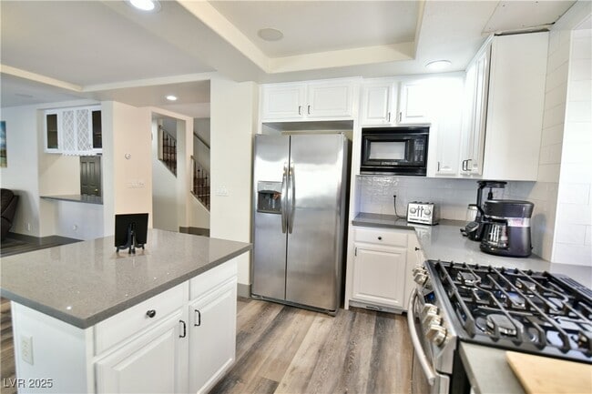 Building Photo - 850 Trout Stream Ct