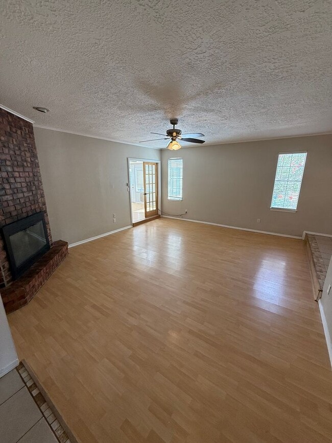 Building Photo - Charming 3-bedroom, 2-bath home in Las Cruces