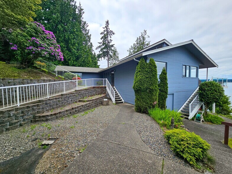 Building Photo - 153 Maple Ln NW