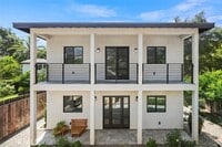 Building Photo - 720 W Altadena Dr