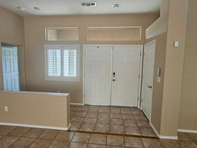 Building Photo - 2513 Maddington Dr