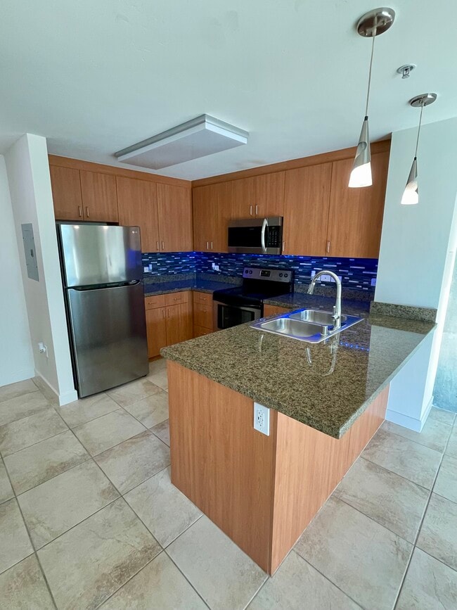 Building Photo - 1080 Park Blvd