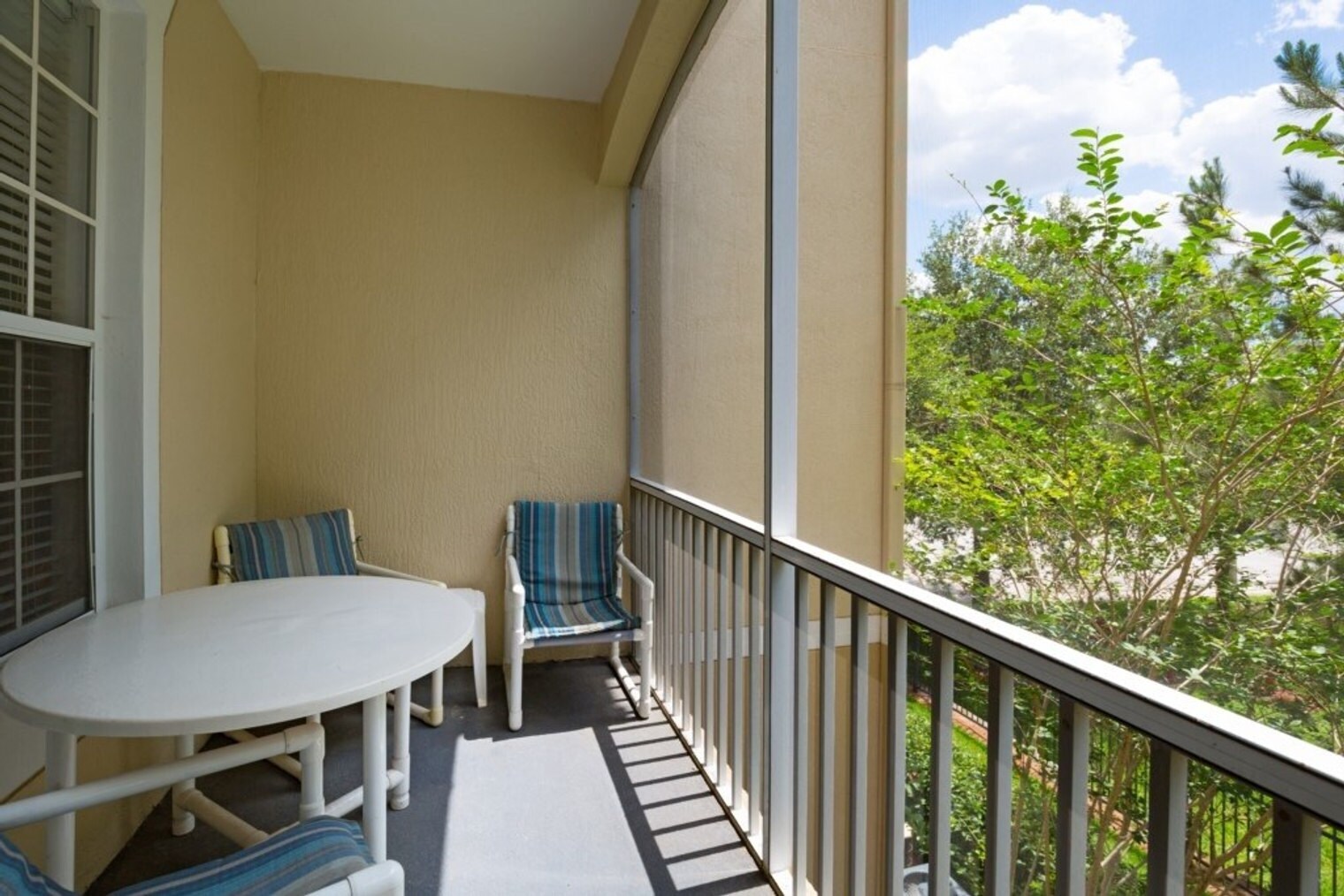 Building Photo - 8107 Coconut Pl