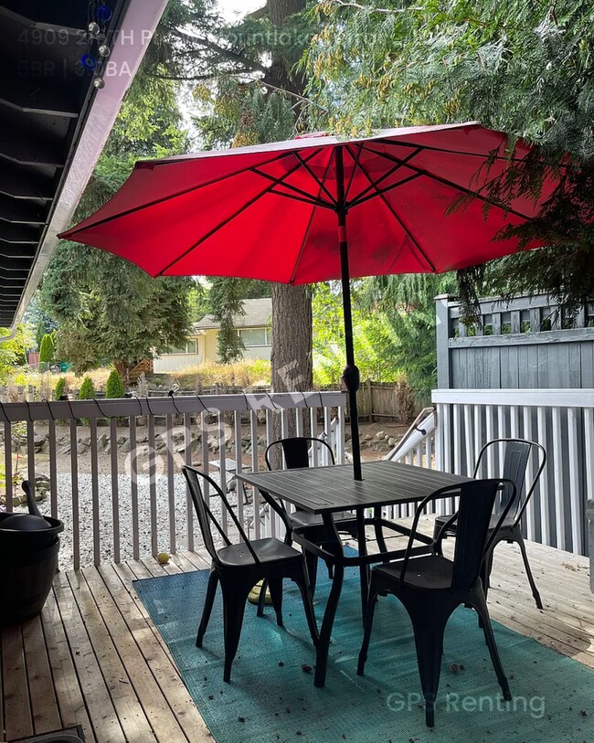 Building Photo - 4909 216th Pl SW