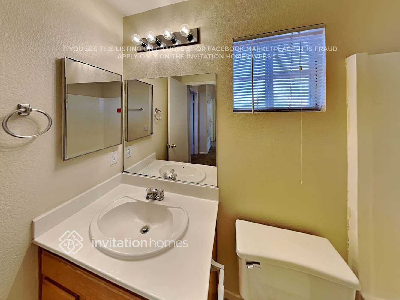 Building Photo - 8844 W Colorful Pines Ave