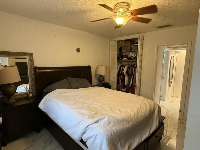 Building Photo - 2641 Polk St