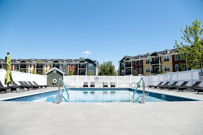 Building Photo - 107 Bayberry Cir