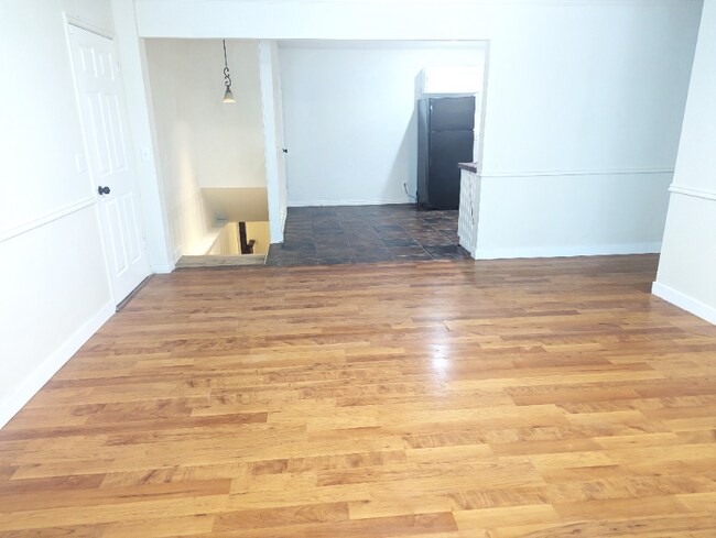 Building Photo - 1099 W 1420 N